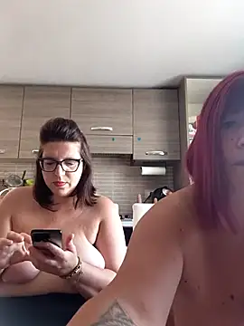 carolyne2023 online show from 15, 7, 2026
