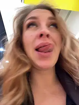 Snapshot of Sweet___Emily chatting on 27, 1, 2025 Sweet   Emily online show from 27, 1, 2025