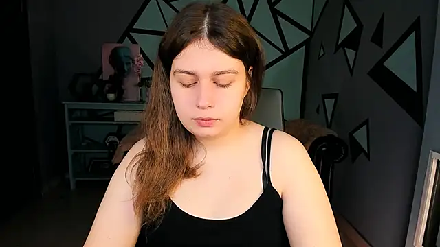 FioraMarmoris online show from 6, 3, 2026