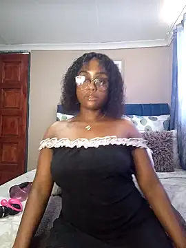 Queen-Chocolate online show from 30, 1, 2025