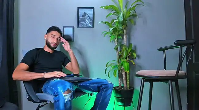 Damian 022 online show from 22, 2, 2025