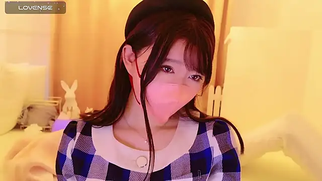 Snapshot of maii- chatting on 19, 2, 2025 maii- online show from 19, 2, 2025