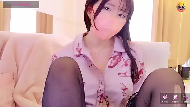 Snapshot of maii- chatting on 21, 3, 2025 maii- online show from 21, 3, 2025