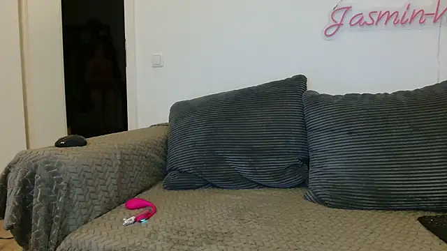 Jasmin-White online show from 16, 7, 2026