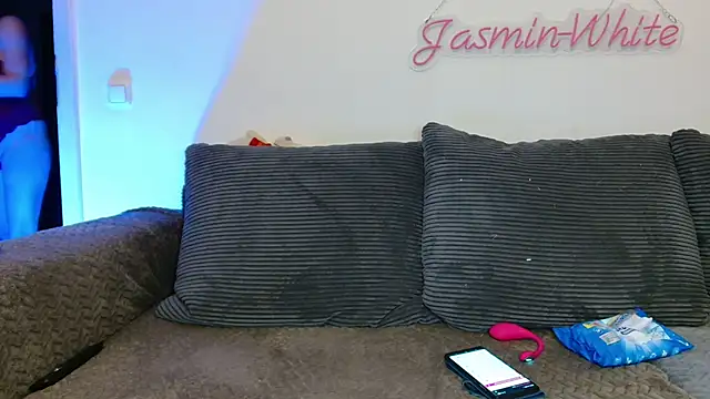 Jasmin-White online show from 1, 8, 2026