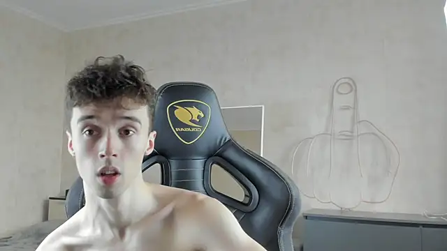 Snapshot of MasonWarholl chatting on 12, 10, 2025 MasonWarholl online show from 12, 10, 2025