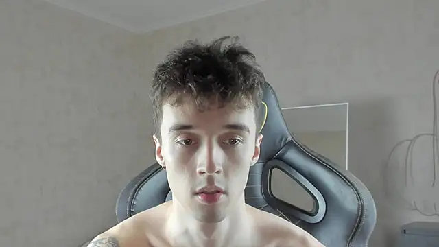 Snapshot of MasonWarholl chatting on 16, 10, 2025 MasonWarholl online show from 16, 10, 2025