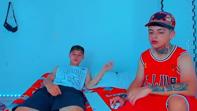 HOT boy2025 online show from 18, 12, 2024