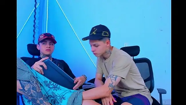 HOT boy2025 online show from 20, 9, 2025