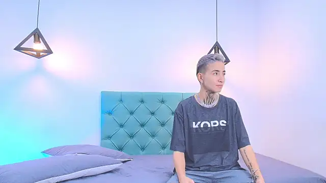 Tinny and Candy online show from 13, 3, 2025