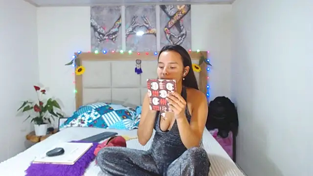 valentina hearts online show from 17, 3, 2025