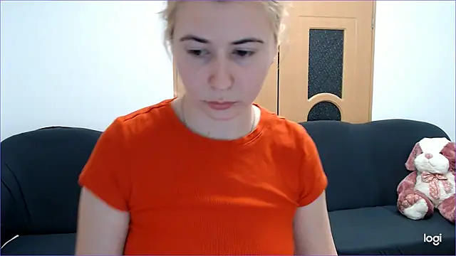 Snapshot of VioletaFlower7 chatting on 16, 2, 2025 VioletaFlower7 online show from 16, 2, 2025