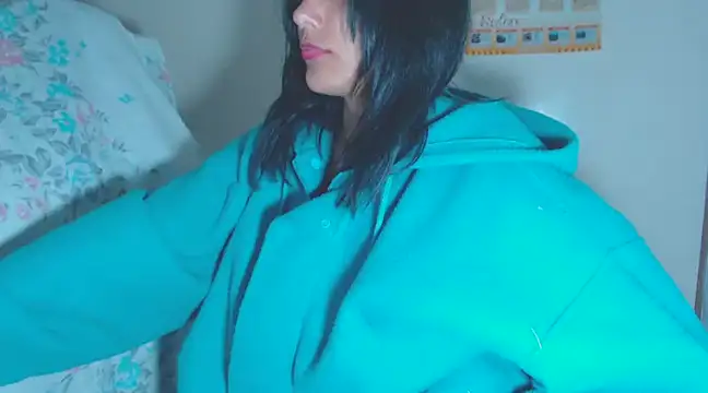 home vlak online show from 5, 3, 2025