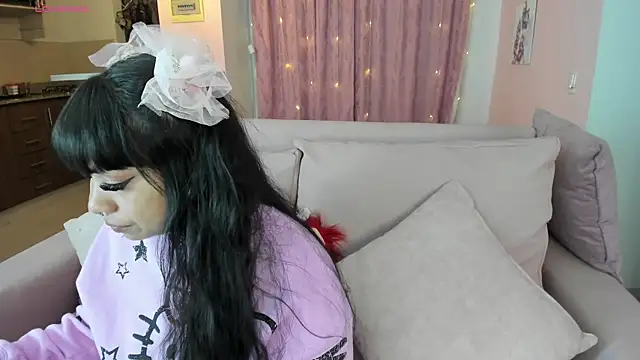 zoesullivan online show from 13, 1, 2025