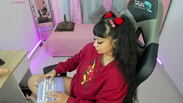 zoesullivan online show from 23, 1, 2025