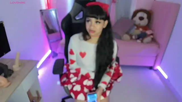 zoesullivan online show from 14, 2, 2025