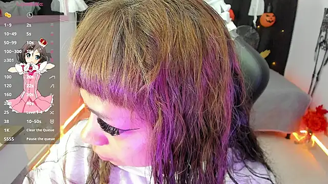 zoesullivan online show from 18, 10, 2025