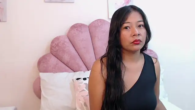 MilaaAdams online show from 6, 7, 2026