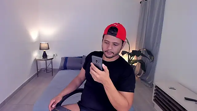 Nate Ocean online show from 18, 12, 2025