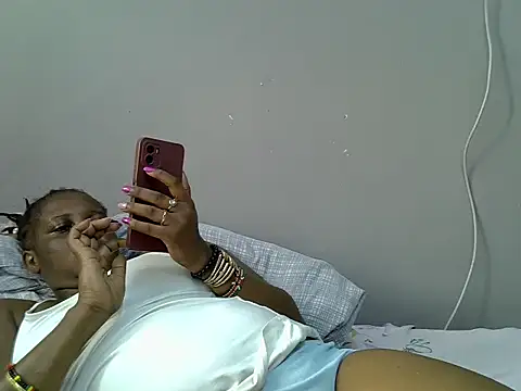 Snapshot of Hot_Caro chatting on 27, 12, 2024 Hot Caro online show from 27, 12, 2024