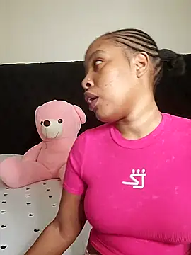 R-thequeen online show from 16, 6, 2026