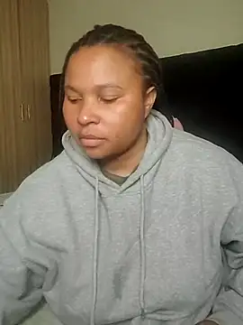 R-thequeen online show from 23, 7, 2026