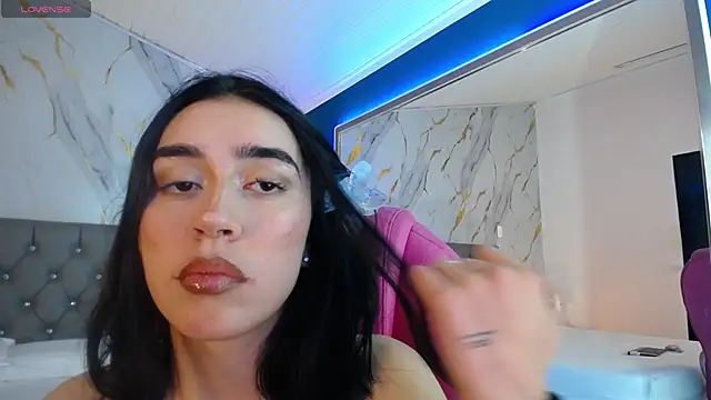 Julieta De Los Angeles online show from 20, 1, 2025