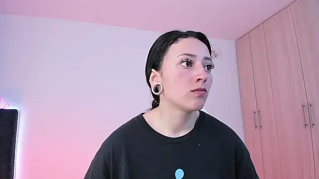 liaqueen610 online show from 13, 1, 2025