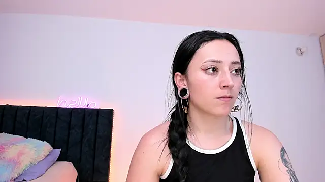 liaqueen610 online show from 22, 2, 2025