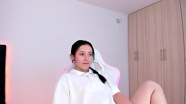 liaqueen610 online show from 1, 3, 2025