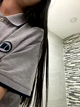 liaqueen610 online show from 15, 9, 2025