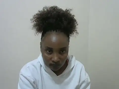 Snapshot of StacyGee24 chatting on 4, 10, 2025 StacyGee24 online show from 4, 10, 2025