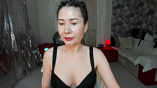 KarinaSweeety online show from 23, 6, 2026
