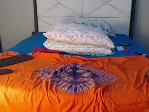 Snapshot of judy_the_booty chatting on 17, 2, 2025 judy the booty online show from 17, 2, 2025