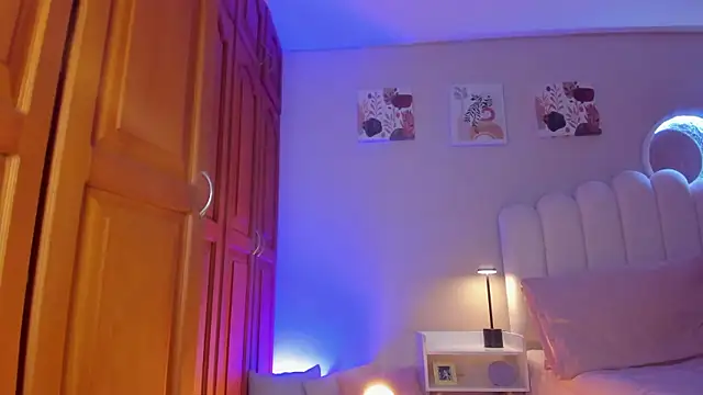 martinaaricci online show from 12, 1, 2026