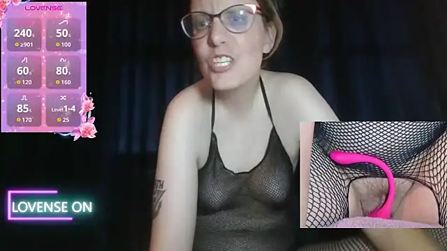 Snapshot of PernillaGirl chatting on 13, 5, 2026 PernillaGirl online show from 13, 5, 2026