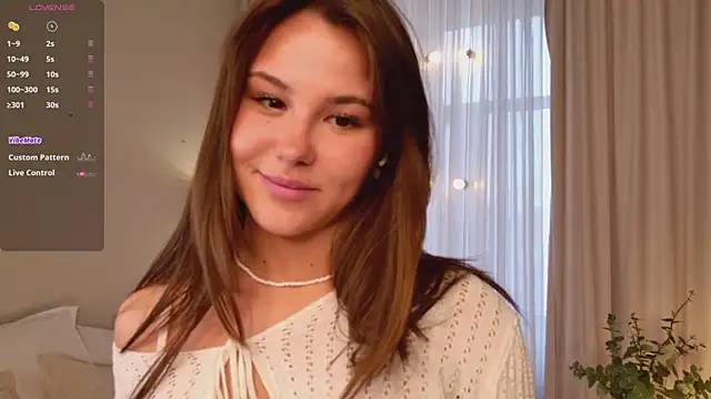 EmiliaDreams online show from 7, 5, 2026