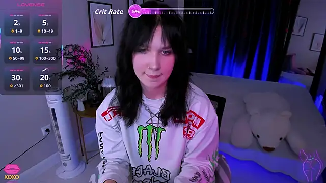 Snapshot of Lia_xxGirl chatting on 12, 9, 2025 Lia xxGirl online show from 12, 9, 2025