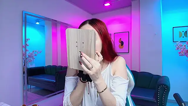 Vermelha Gremory  online show from 19, 3, 2025