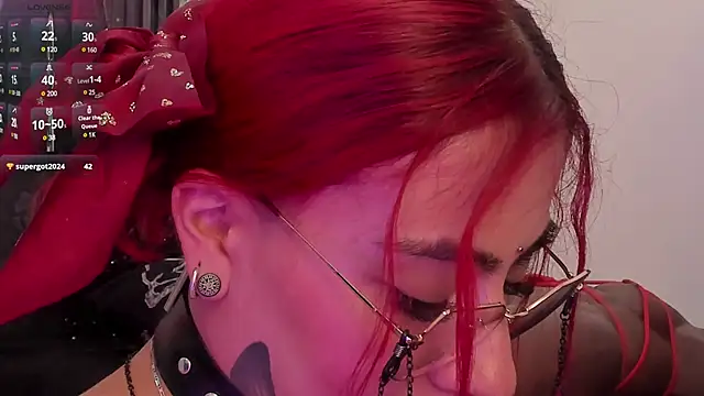 selene red  online show from 21, 1, 2025