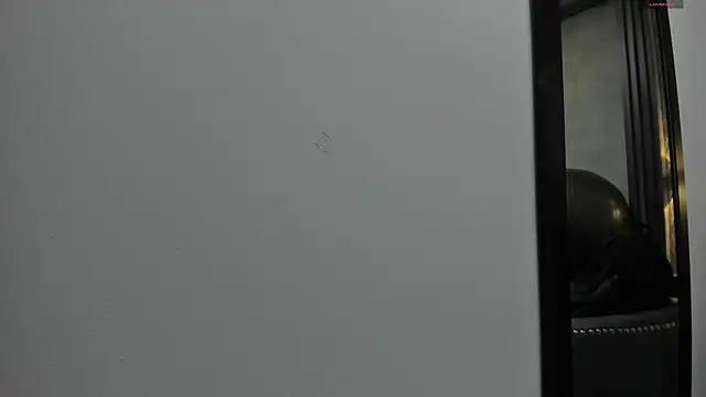 selene red  online show from 9, 9, 2025