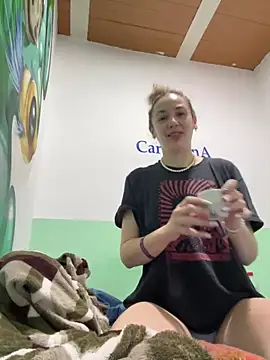 Snapshot of Littlelolo60 chatting on 16, 12, 2024 Littlelolo60 online show from 16, 12, 2024