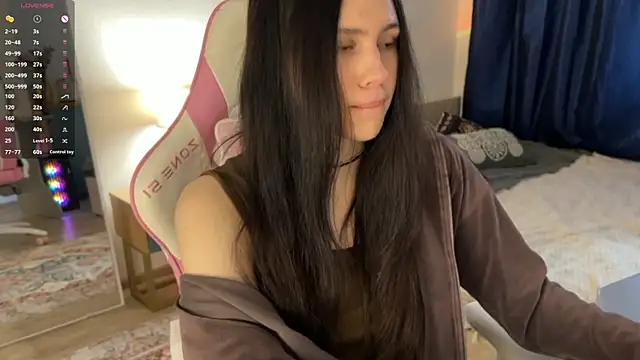 jennetdoll online show from 4, 3, 2025