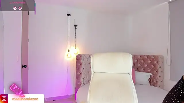 madisson davon online show from 2, 10, 2025