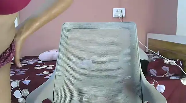 Snapshot of rehana88 chatting on 21, 2, 2025 rehana88 online show from 21, 2, 2025