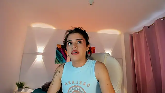 Snapshot of NoahCasstro chatting on 22, 12, 2024 NoahCasstro online show from 22, 12, 2024