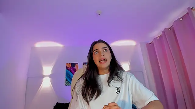 Snapshot of NoahCasstro chatting on 11, 1, 2025 NoahCasstro online show from 11, 1, 2025