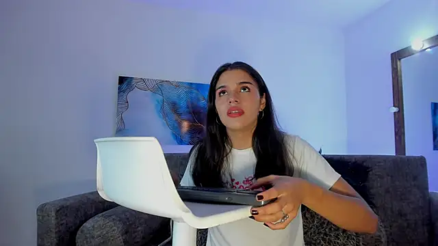 Snapshot of NoahCasstro chatting on 6, 3, 2025 NoahCasstro online show from 6, 3, 2025