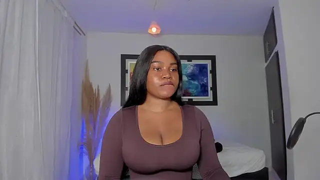 Scarlett 811 online show from 2, 5, 2026