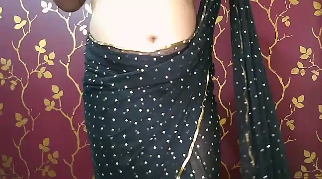 VR here 4U online show from 8, 2, 2025